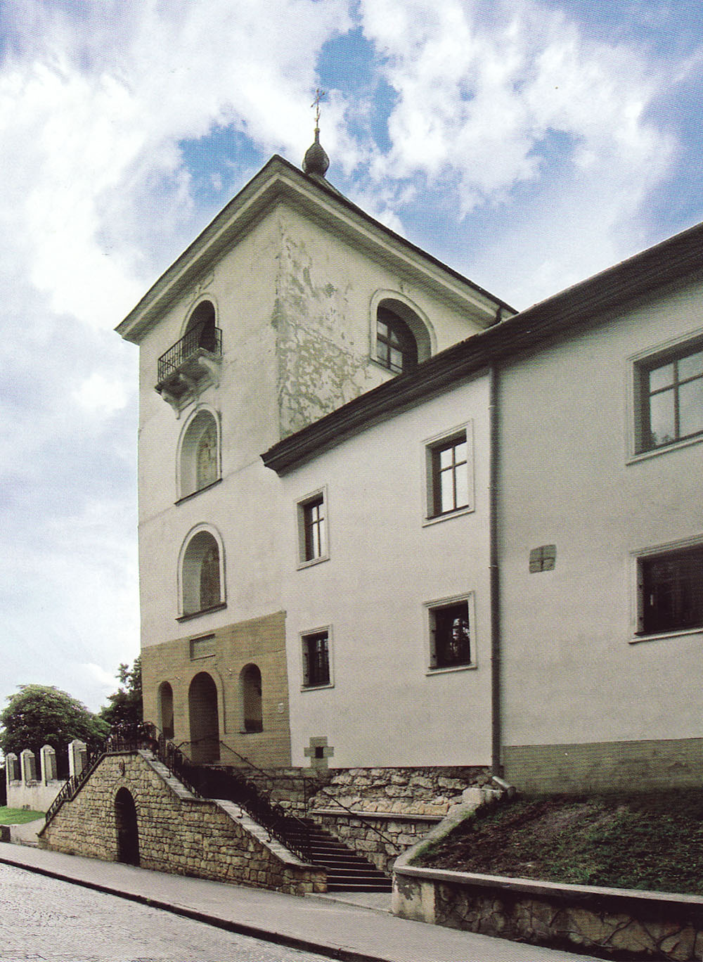 Львівський монастир святого Онуфрія. Дзвіниця